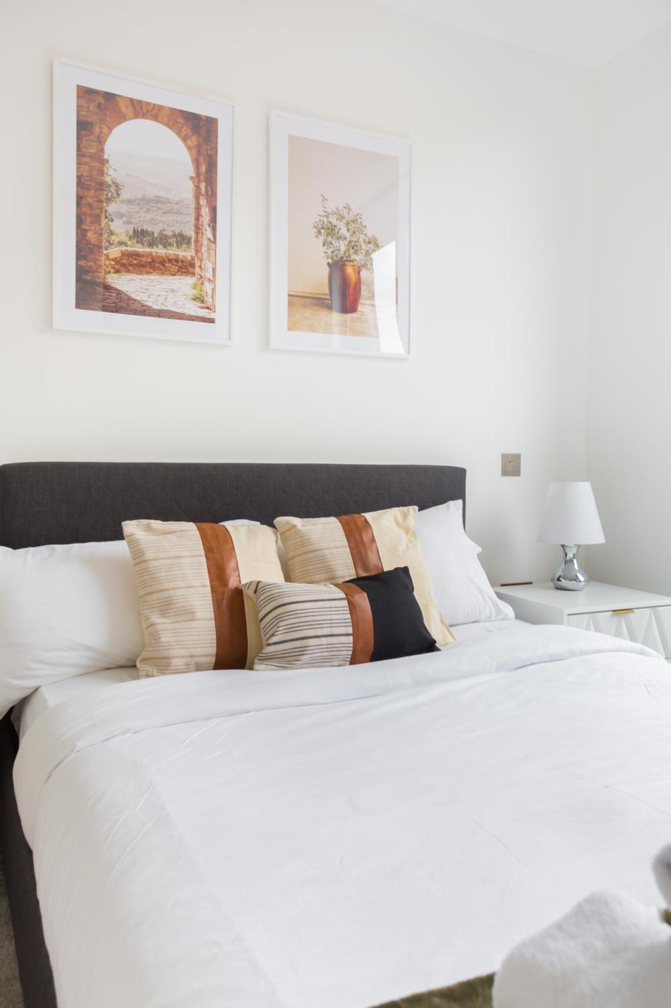 The Vale - Luxury Apartments Лондон Екстер'єр фото
